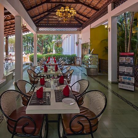 Royal Orchid Metropole Mysore Exterior foto