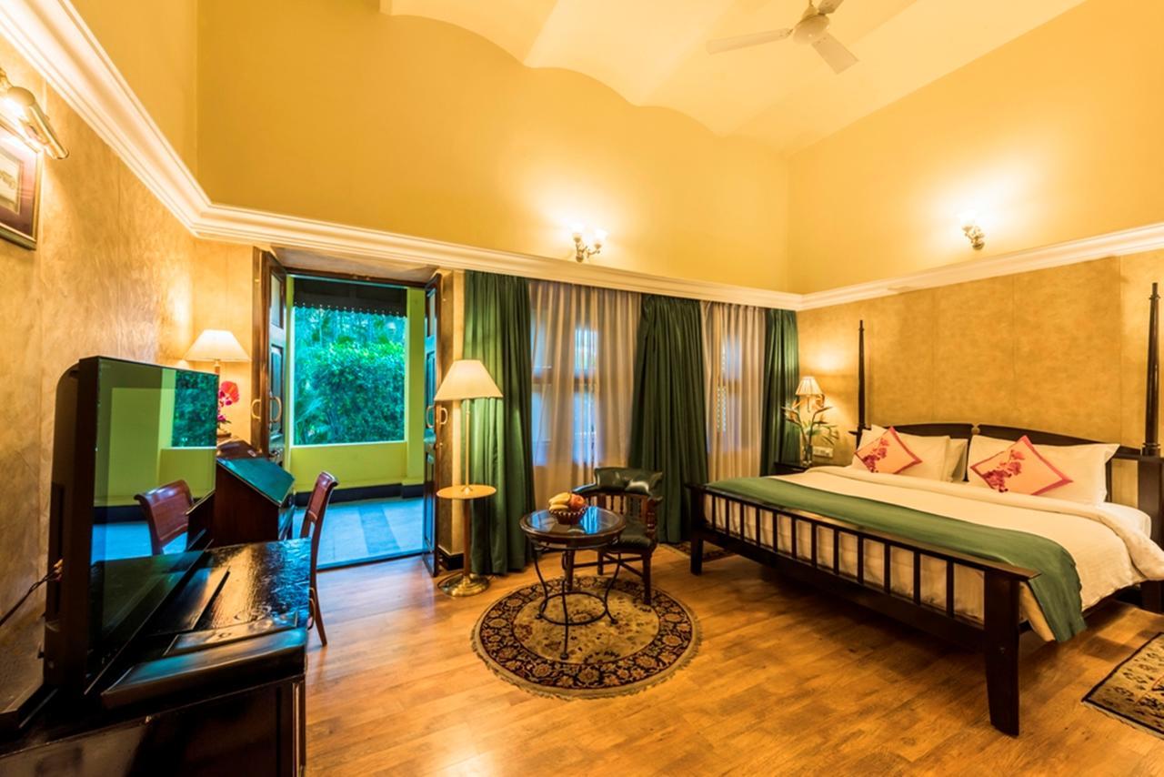 Royal Orchid Metropole Mysore Exterior foto
